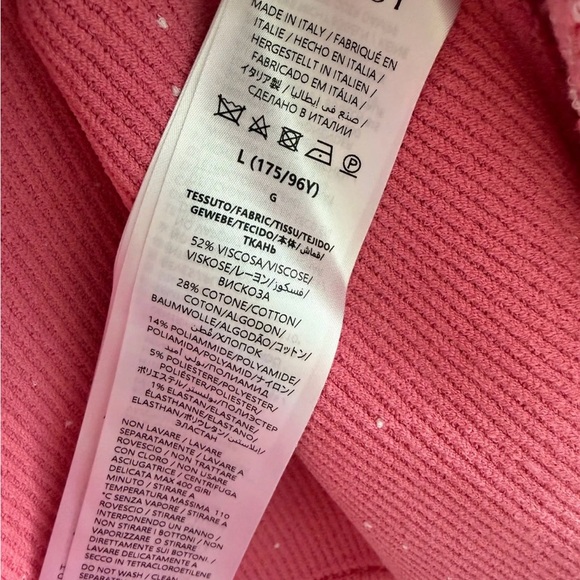 Gucci Pink Button-Front Cardigan NWT with Gucci hanger and Gucci garment bag - Picture 5 of 10